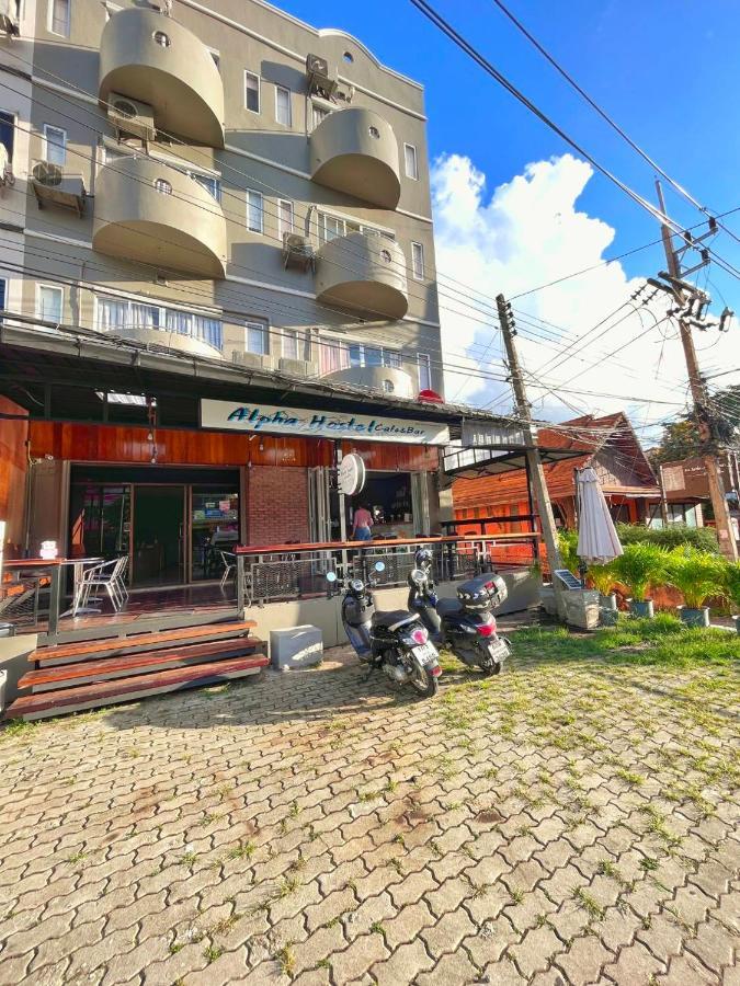 Alpha Hostel Cafe&Bar Ban Khlong Yai Exterior photo